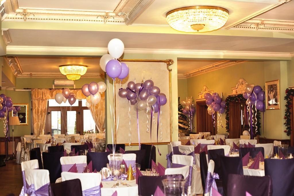 Hotel Sportwerk Tyniec Maly Ngoại thất bức ảnh