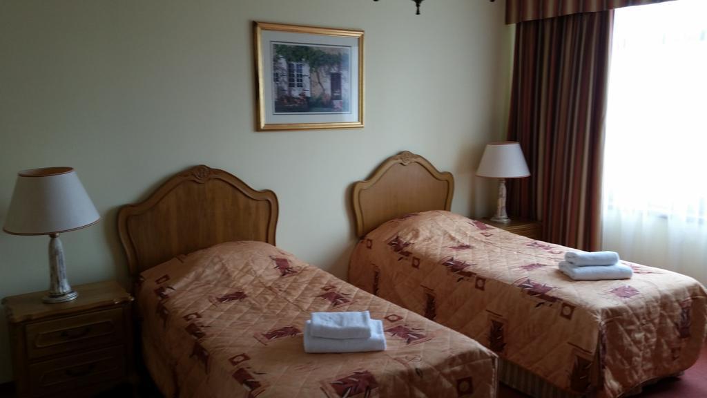 Hotel Sportwerk Tyniec Maly Phòng bức ảnh